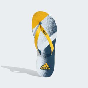 JUNG SLIPPERS offers at 77,4 Dhs in Adidas