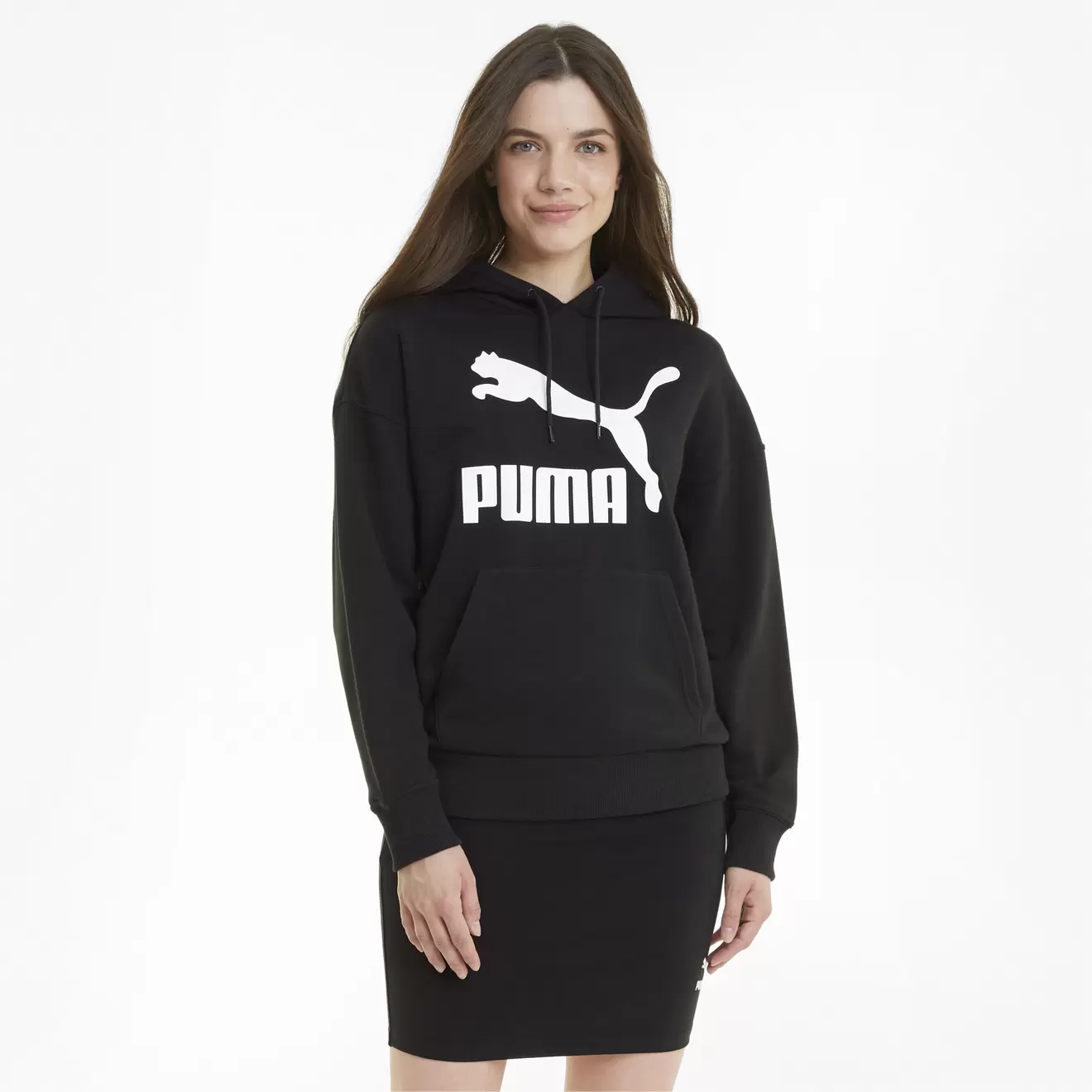 Classics Logo Hoodie Women offers at 139 Dhs in Puma