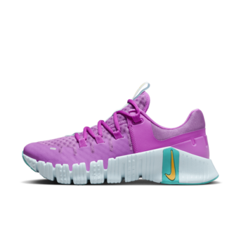 Nike Free Metcon 5 offers at 472 Dhs in Nike
