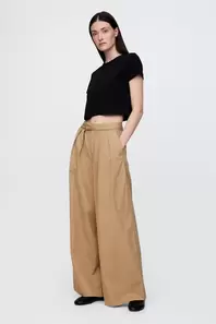 High Rise Twill Pleated Wide-Leg Khakis offers at 244 Dhs in Gap
