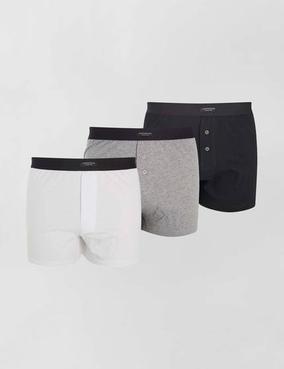 Pack of 3 pairs of eco-design boxer shorts offers at 35 Dhs in Kiabi