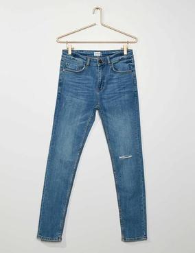 Stretch destroyed skinny jeans offers at 40 Dhs in Kiabi